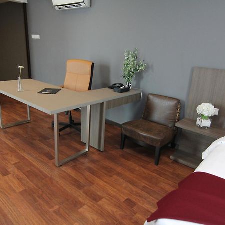 Nexus Business Suite Hotel Shah Alam Room photo