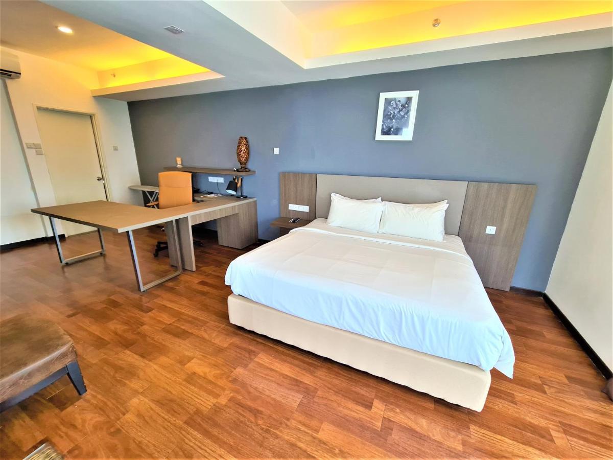 Nexus Business Suite Hotel Shah Alam Exterior photo
