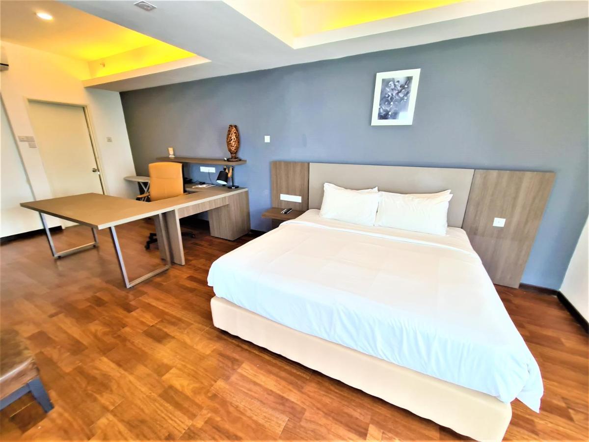 Nexus Business Suite Hotel Shah Alam Exterior photo